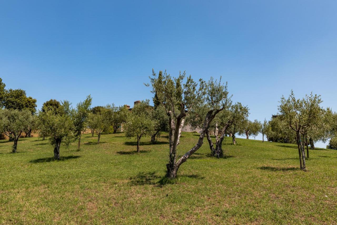 Апарт отель Il Casale Lonato - By Host4U Экстерьер фото
